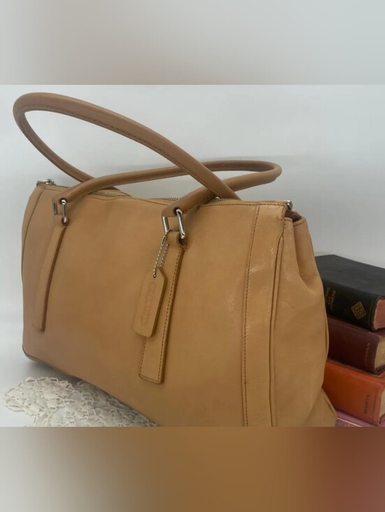 Coach Handbags - Coach Vintage Bonnie Britian Tan Legency Zip Satchel
